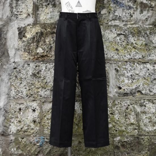 エイチユニット ( H.UNIT ) WEAPON TWO TUCK CROWNSIZE TROUSERS