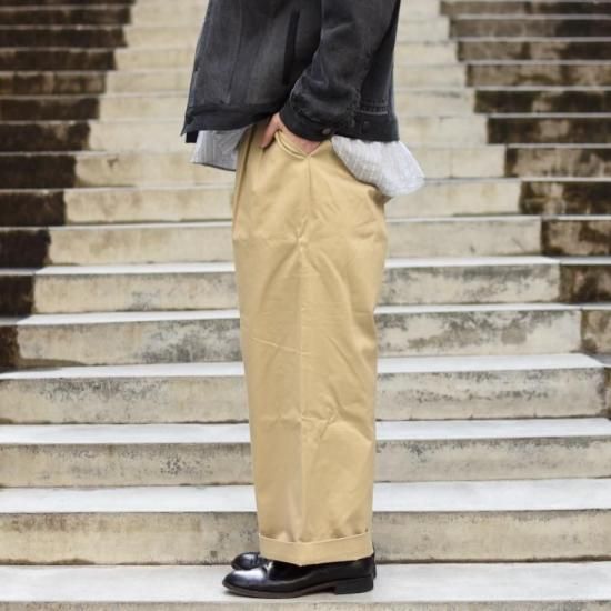 エイチユニット ( H.UNIT ) WEAPON TWO TUCK CROWNSIZE TROUSERS