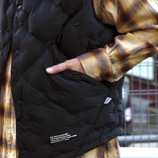 シーエムエフアウトドアガーメント ( CMF OUTDOOR GARMENT ) CMF