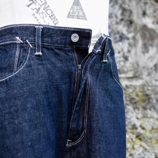 クロ ( KURO ) THREE DIMENSIONAL CUTTING DENIM PANTS / 3D