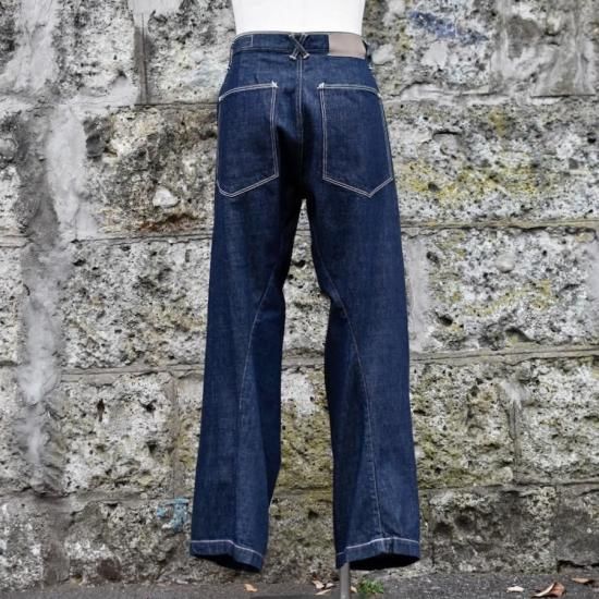 くろ注文ページ クロ ( KURO ) THREE DIMENSIONAL CUTTING DENIM PANTS / 3D