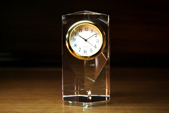 【GLASS CLOCK】ヘキサゴンクロック(透明色)　置き時計 ガラス時計(ガラス製)・I113 - 置き時計・掛け時計（クロック）専門店｜時のしらべ