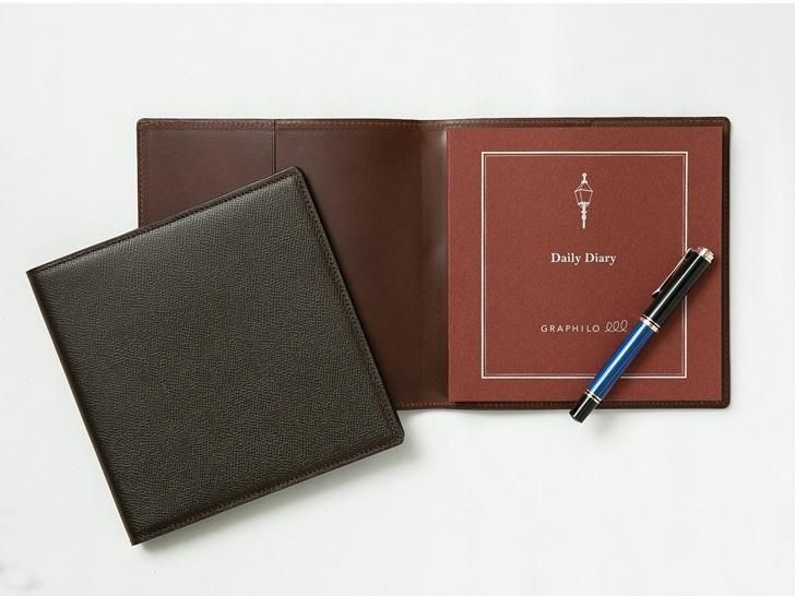 高評価のクリスマスプレゼント OUDE（ウデ） 正方形革カバー｜ノブレッサカーフ・ダーク 文房具・ステーショナリー