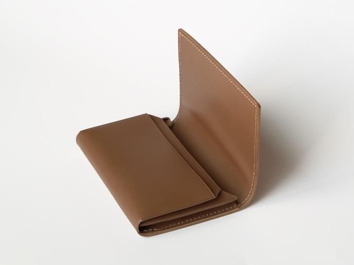 ナイルクロコ　風琴名刺入れ カンダミサコ 風琴（ふうきん）マチ名刺入れ｜グレイ - 神戸派商店