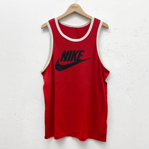 <img class='new_mark_img1' src='https://img.shop-pro.jp/img/new/icons23.gif' style='border:none;display:inline;margin:0px;padding:0px;width:auto;' />[USED] NIKE TANK TOP