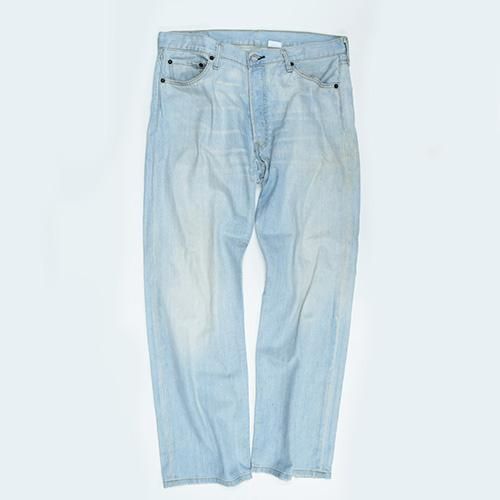 levi's denim pants