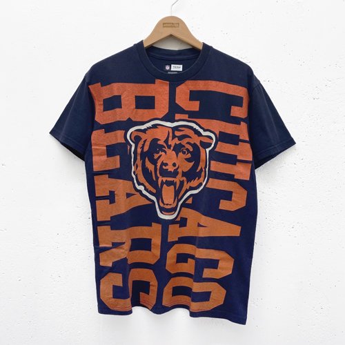 <img class='new_mark_img1' src='https://img.shop-pro.jp/img/new/icons23.gif' style='border:none;display:inline;margin:0px;padding:0px;width:auto;' />[USED] CHICAGO BEARS T-SHIRT