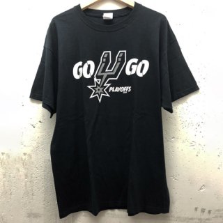 <img class='new_mark_img1' src='https://img.shop-pro.jp/img/new/icons23.gif' style='border:none;display:inline;margin:0px;padding:0px;width:auto;' />[USED] GO SPURS GO PLAYOFFS 2014 T-SH