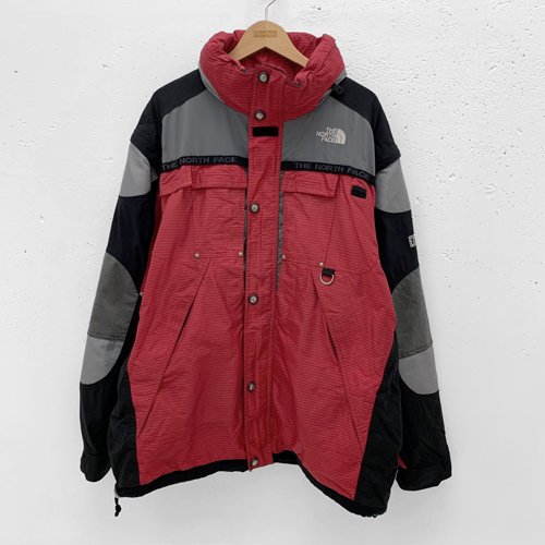 <img class='new_mark_img1' src='https://img.shop-pro.jp/img/new/icons5.gif' style='border:none;display:inline;margin:0px;padding:0px;width:auto;' />[USED] THE NORTH FACE RED MOUNTAIN JACKET