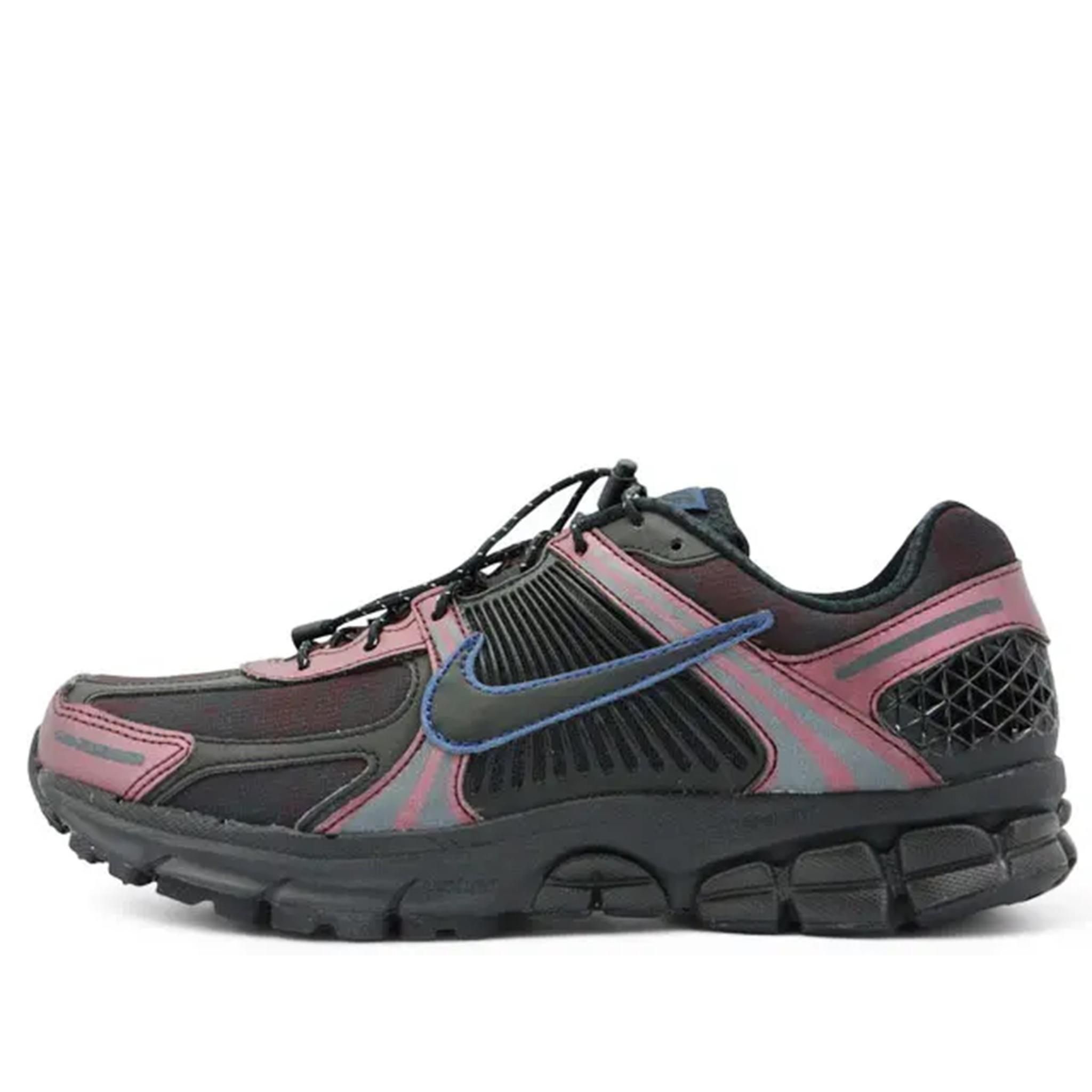 <img class='new_mark_img1' src='https://img.shop-pro.jp/img/new/icons5.gif' style='border:none;display:inline;margin:0px;padding:0px;width:auto;' />NIKE WMNS ZOOM VOMERO 5