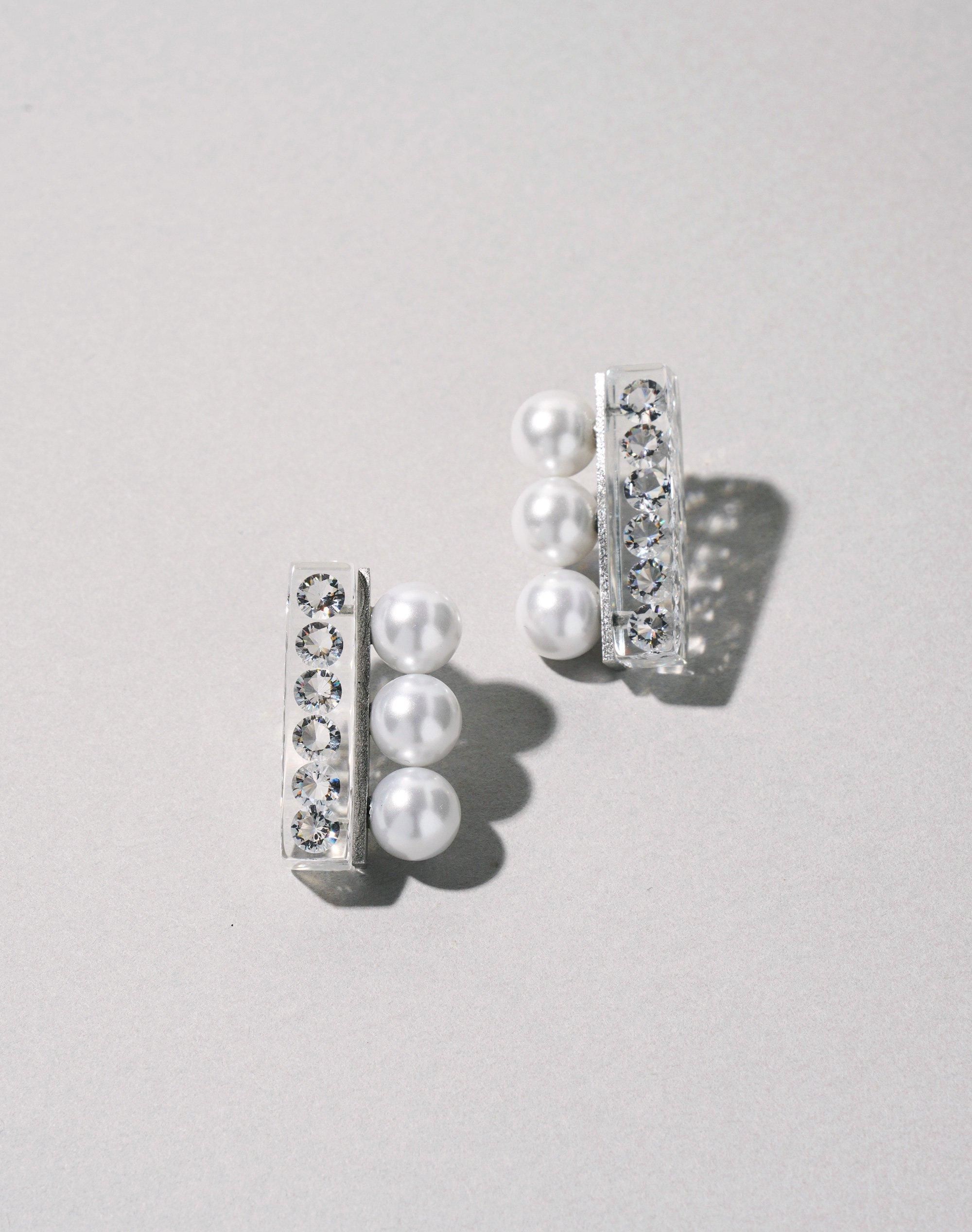 Timeless Silver Plus Earring 1