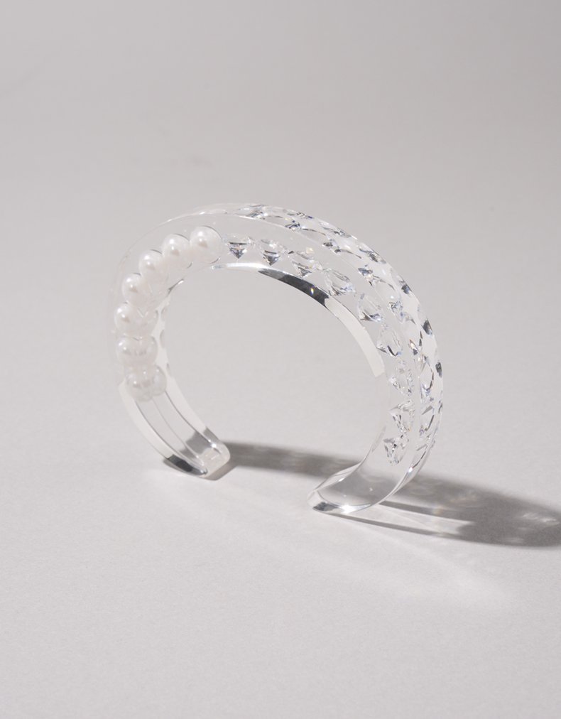 Luxe Bangle 1 _ white