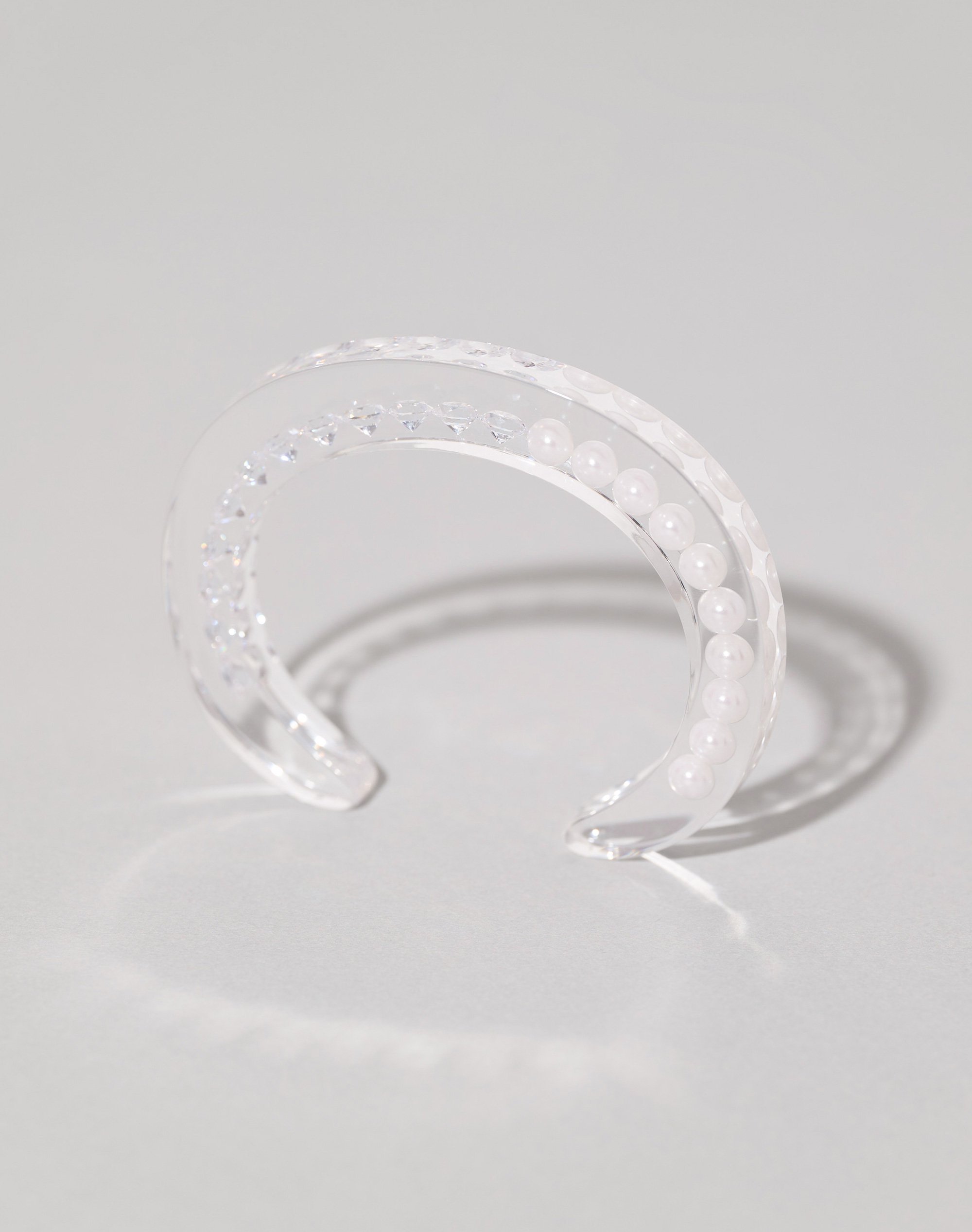 Luxe Bangle 2 _ white