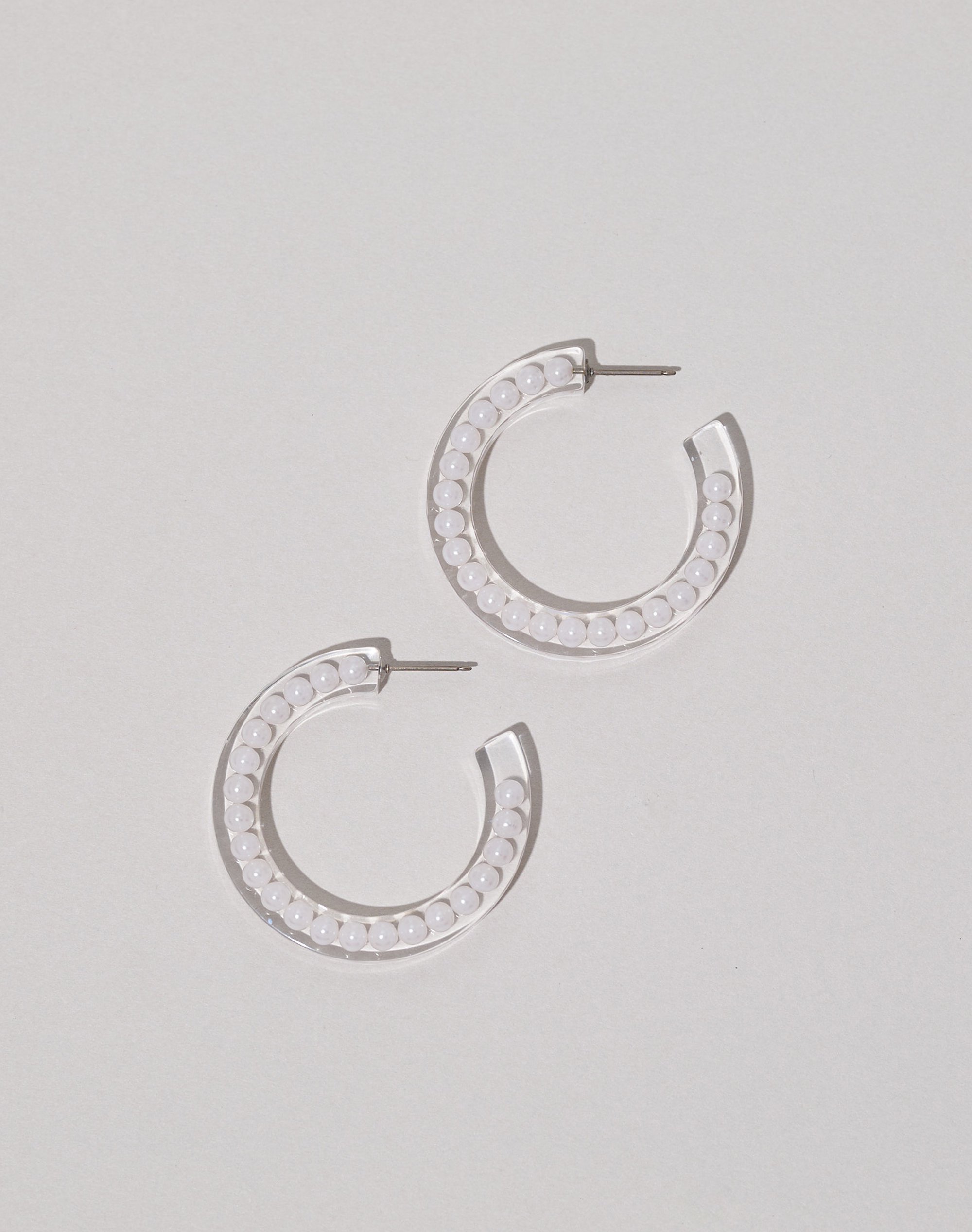 Essence Earring 1 _ L size _ white