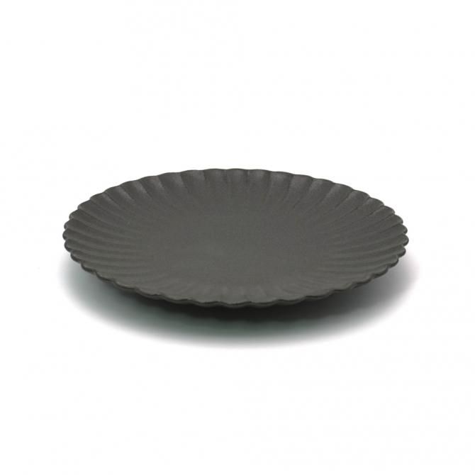 イタリア 菊割皿 16cm - 有田焼窯元 やま平窯 公式オンラインショップ