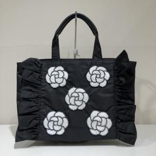 Lou Lou Collection<br>ルルコレクション<br>ミニカメリア<br>フリルトート 黒白M