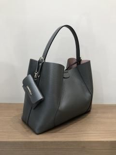 Loristella<br>ロリステラ<br>ワンハンドルショルダー<br>グレー