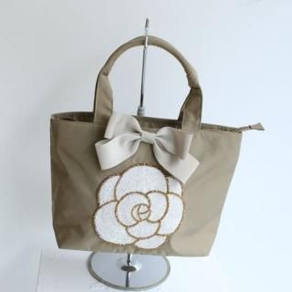 Lou Lou Collection<br>ルルコレクション<br>カメリア<br>トート ベージュ白S