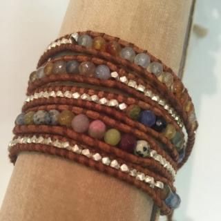 CHAN LUU<br>チャンルー<br>ラップブレスレット<br>マルチストーン&シルバー5連<br>