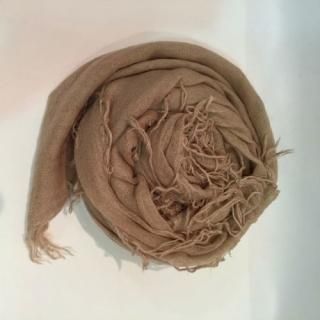 CHAN LUU<br>チャンルー<br>カシミアシルク大判ストール<br>ドエスキン(ダークベージュ)<br>
