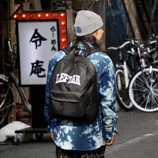 <img class='new_mark_img1' src='https://img.shop-pro.jp/img/new/icons1.gif' style='border:none;display:inline;margin:0px;padding:0px;width:auto;' />【LEFLAH】 arch logo daypack (BLK)