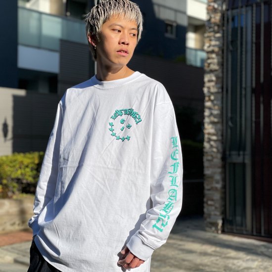 <img class='new_mark_img1' src='https://img.shop-pro.jp/img/new/icons1.gif' style='border:none;display:inline;margin:0px;padding:0px;width:auto;' />【LEFLAH】Old-E smile long tee(WHT)