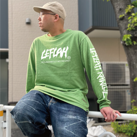 <img class='new_mark_img1' src='https://img.shop-pro.jp/img/new/icons1.gif' style='border:none;display:inline;margin:0px;padding:0px;width:auto;' />【LEFLAH】main logo long tee (GRN)