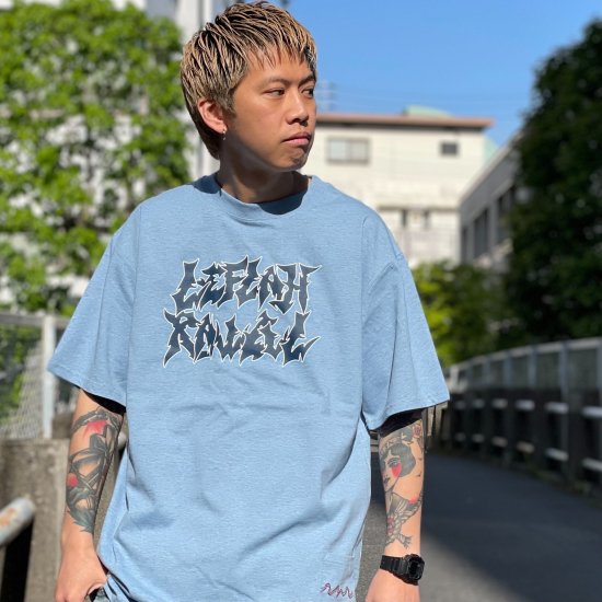 <img class='new_mark_img1' src='https://img.shop-pro.jp/img/new/icons1.gif' style='border:none;display:inline;margin:0px;padding:0px;width:auto;' />【LEFLAH】jagged logo tee (SAX)