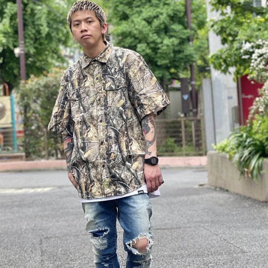 <img class='new_mark_img1' src='https://img.shop-pro.jp/img/new/icons1.gif' style='border:none;display:inline;margin:0px;padding:0px;width:auto;' />【LEFLAH】realtree camo shirts(BEG)