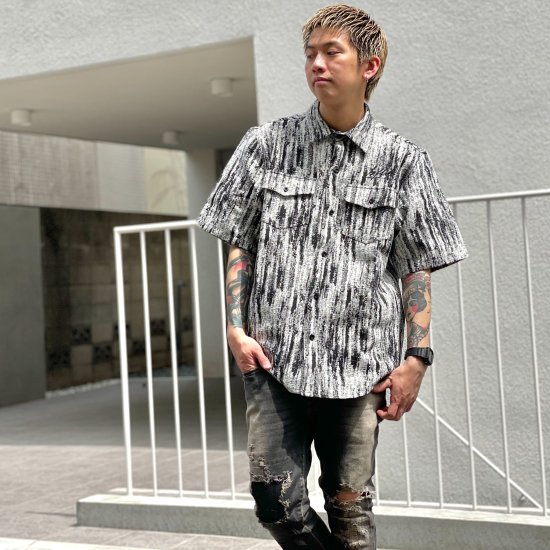 <img class='new_mark_img1' src='https://img.shop-pro.jp/img/new/icons1.gif' style='border:none;display:inline;margin:0px;padding:0px;width:auto;' />【LEFLAH】marble stripe shirts(BLK)