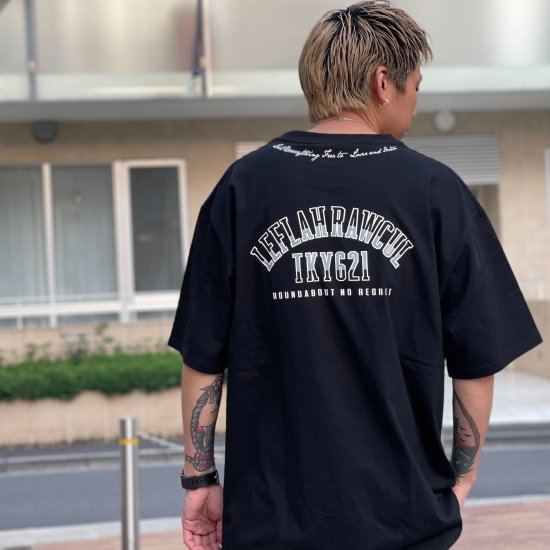 <img class='new_mark_img1' src='https://img.shop-pro.jp/img/new/icons1.gif' style='border:none;display:inline;margin:0px;padding:0px;width:auto;' />【LEFLAH】2tone arch logo tee (BLK)