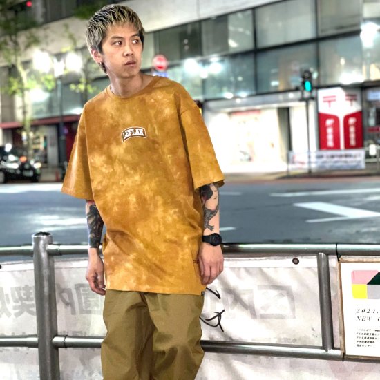 <img class='new_mark_img1' src='https://img.shop-pro.jp/img/new/icons1.gif' style='border:none;display:inline;margin:0px;padding:0px;width:auto;' />【LEFLAH】arch box logo tie-dye tee (BRW)
