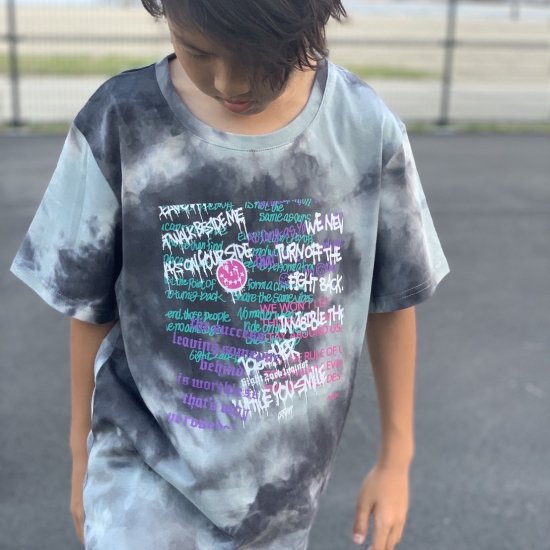 <img class='new_mark_img1' src='https://img.shop-pro.jp/img/new/icons1.gif' style='border:none;display:inline;margin:0px;padding:0px;width:auto;' />【LEFLAH】message tie-dye kids tee (GRN)