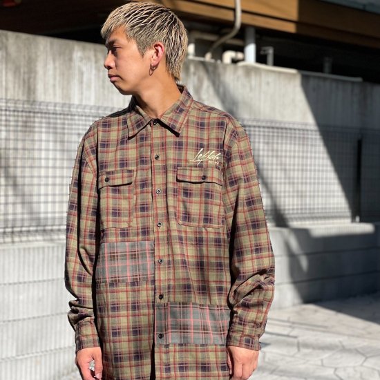 <img class='new_mark_img1' src='https://img.shop-pro.jp/img/new/icons1.gif' style='border:none;display:inline;margin:0px;padding:0px;width:auto;' />【LEFLAH】switched check shirts（KHA）