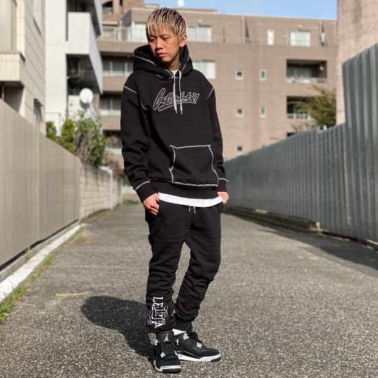 <img class='new_mark_img1' src='https://img.shop-pro.jp/img/new/icons1.gif' style='border:none;display:inline;margin:0px;padding:0px;width:auto;' />【LEFLAH】college logo col. sweat pants (BLK) 