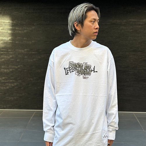 <img class='new_mark_img1' src='https://img.shop-pro.jp/img/new/icons1.gif' style='border:none;display:inline;margin:0px;padding:0px;width:auto;' />LEFLAHTIME IS long sleeve Tee (WHT) 