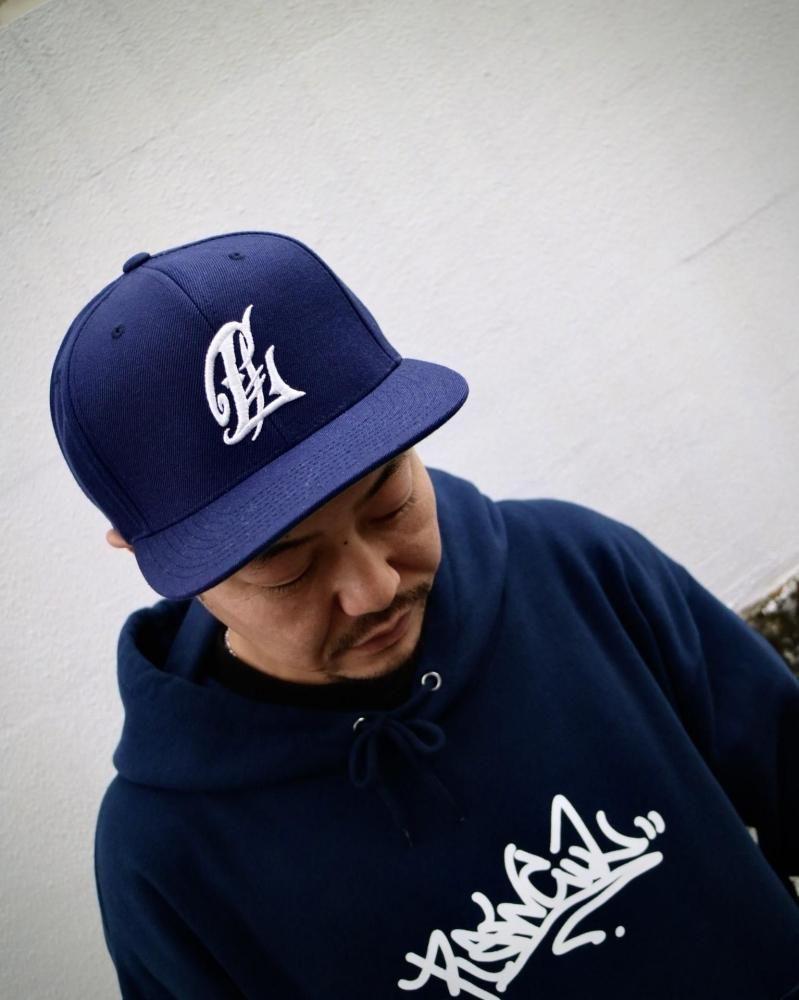 <img class='new_mark_img1' src='https://img.shop-pro.jp/img/new/icons1.gif' style='border:none;display:inline;margin:0px;padding:0px;width:auto;' />LEFLAHNOTFOUND MORE LOST LOGO CAP (NVY)