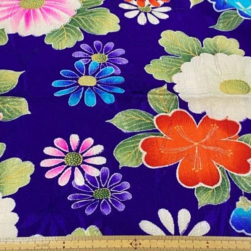 立涌地紋 菊に桜 | 正絹 - 紗々美〜古布・ちりめん・和ぎれ細工〜